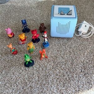 Tonie Box with 10 characters